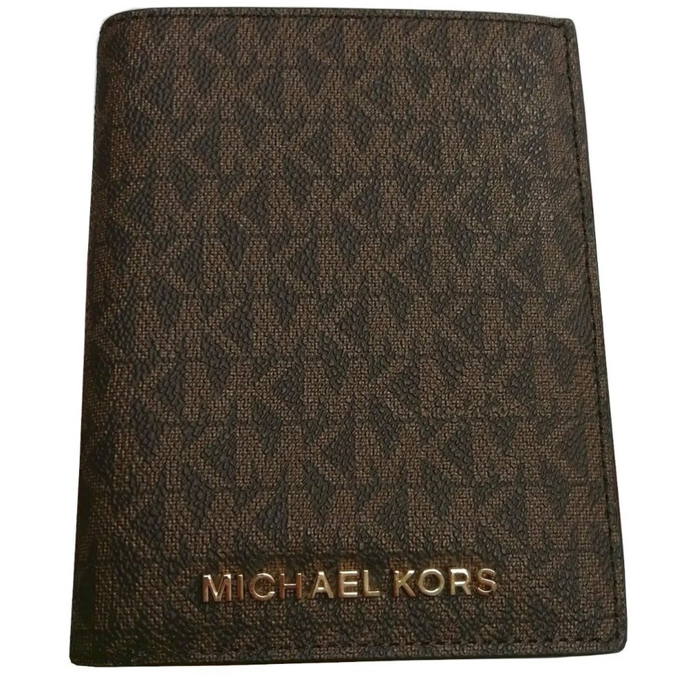 NWT Michael Kors Jet Set Brown Passport Wallet